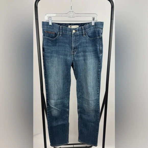 Levi’s 525 Perfect Waist Straight Leg Jeans Women’s W30 L32 Medium Wash - Picture 2 of 8